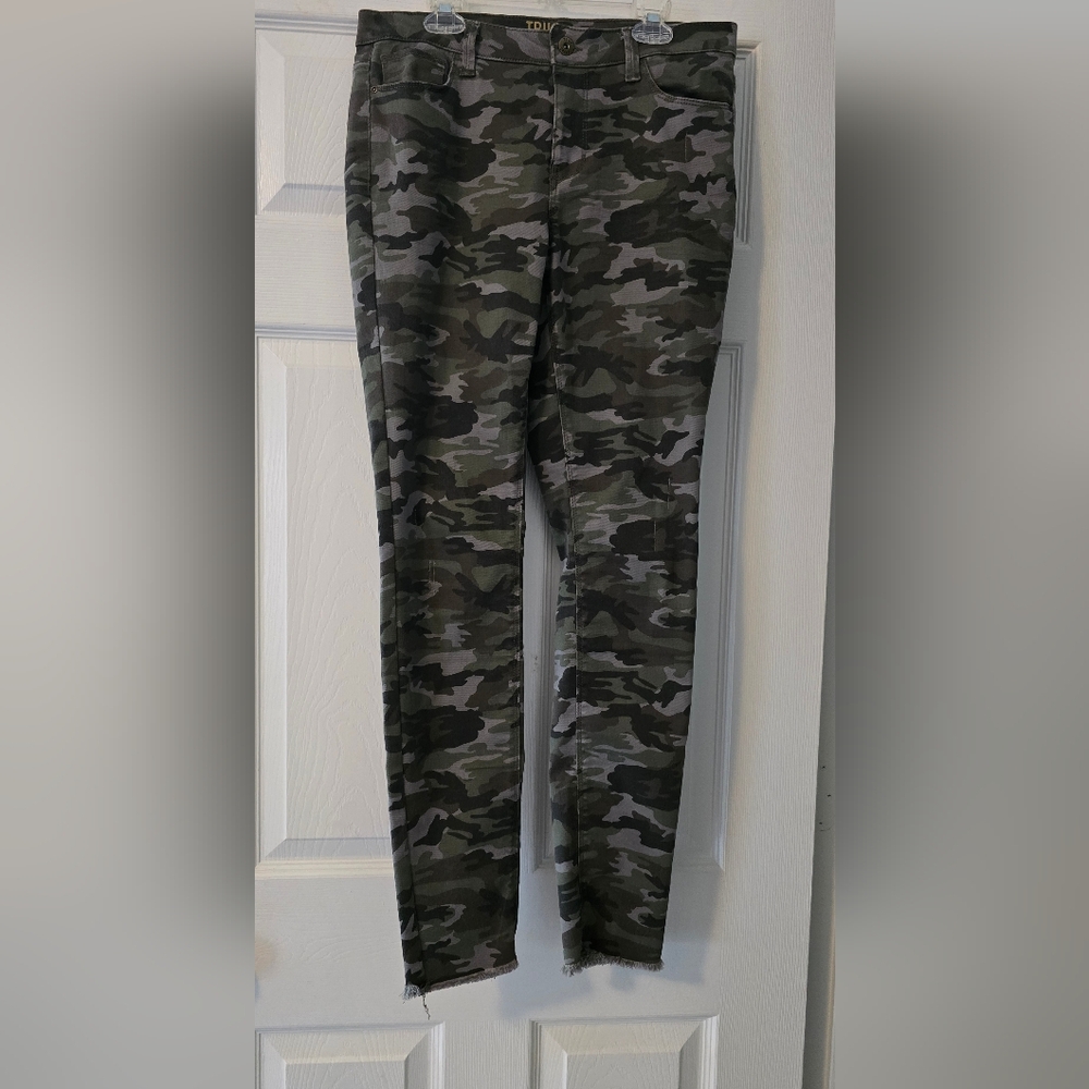 True Craft Camouflage Skinny Jeans